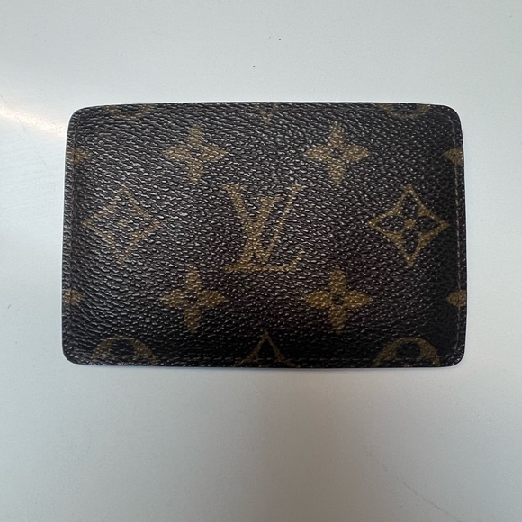 Louis Vuitton Vintage Monogram Card Holder - Picture 12 of 13